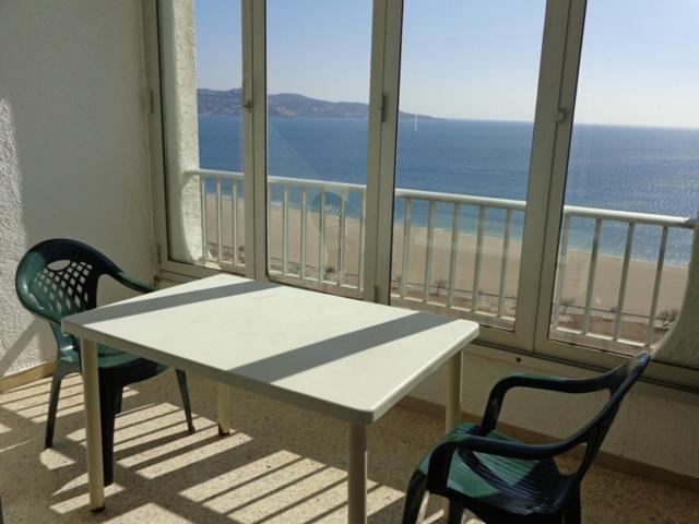 Apartamento Vista Mar Edificio Manhattan 19 Apartamento Empuriabrava Exterior foto